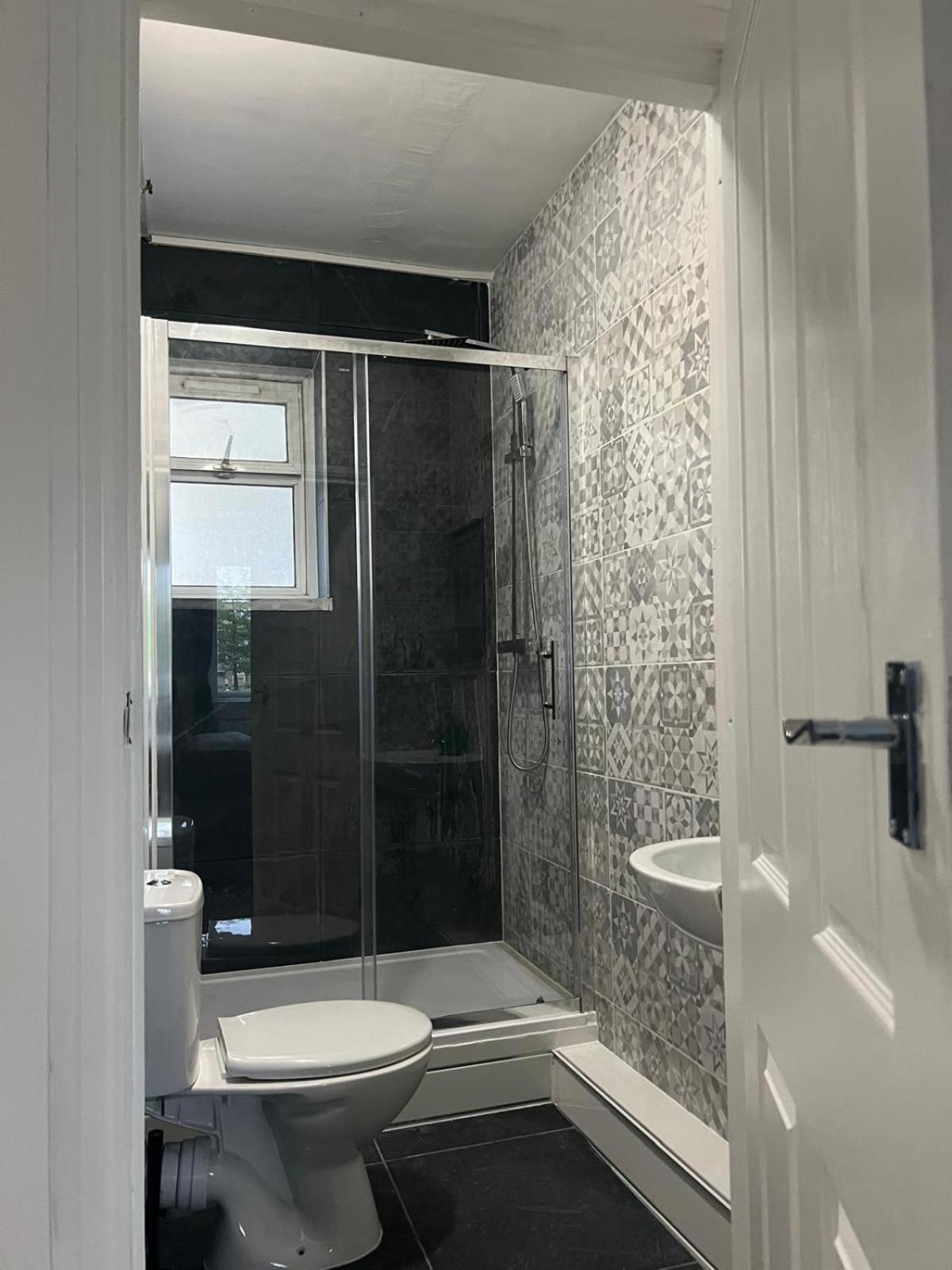Starlet Stepney Appartement Londen Buitenkant foto