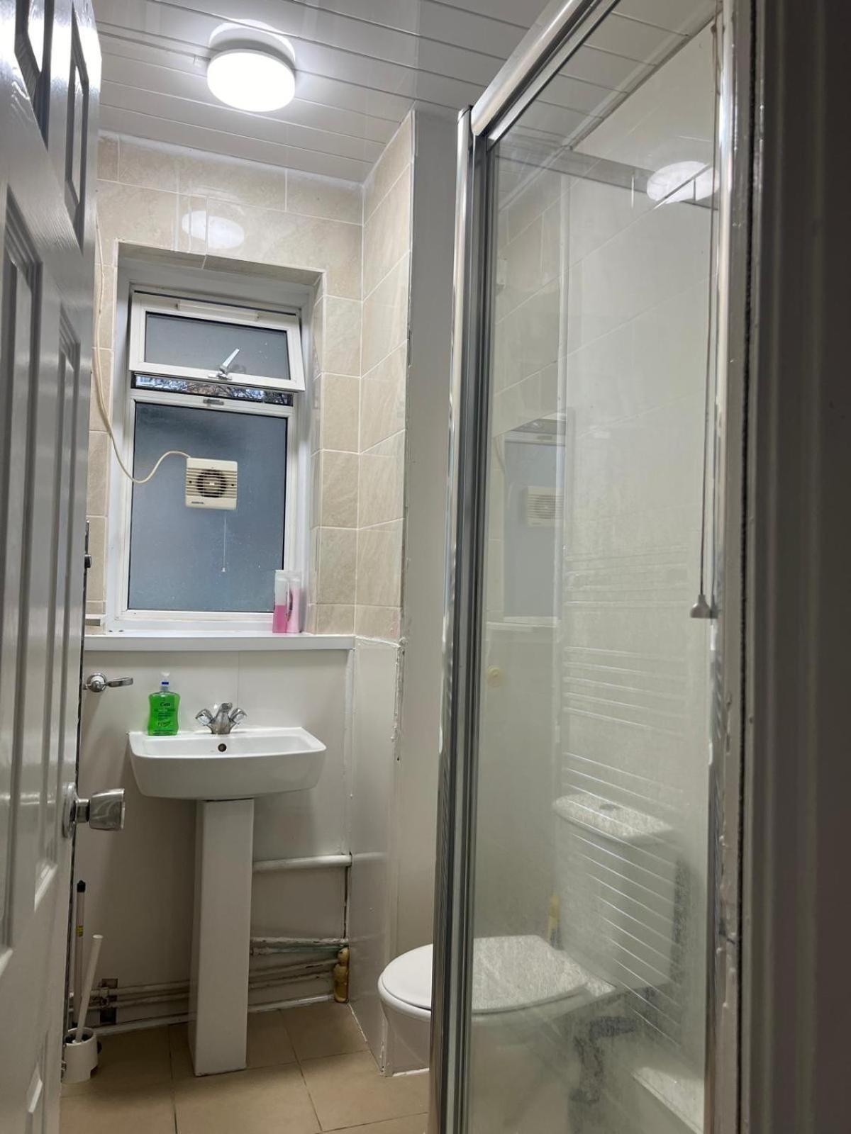 Starlet Stepney Appartement Londen Buitenkant foto