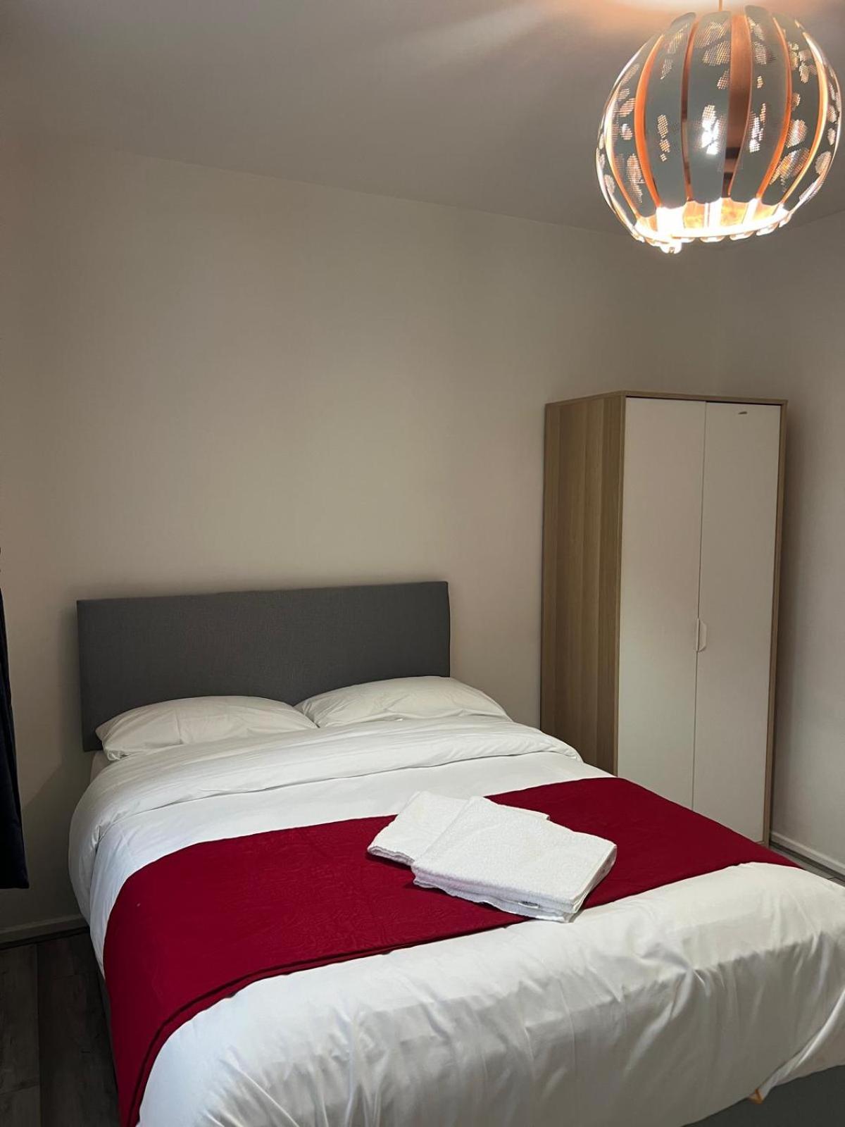 Starlet Stepney Appartement Londen Buitenkant foto