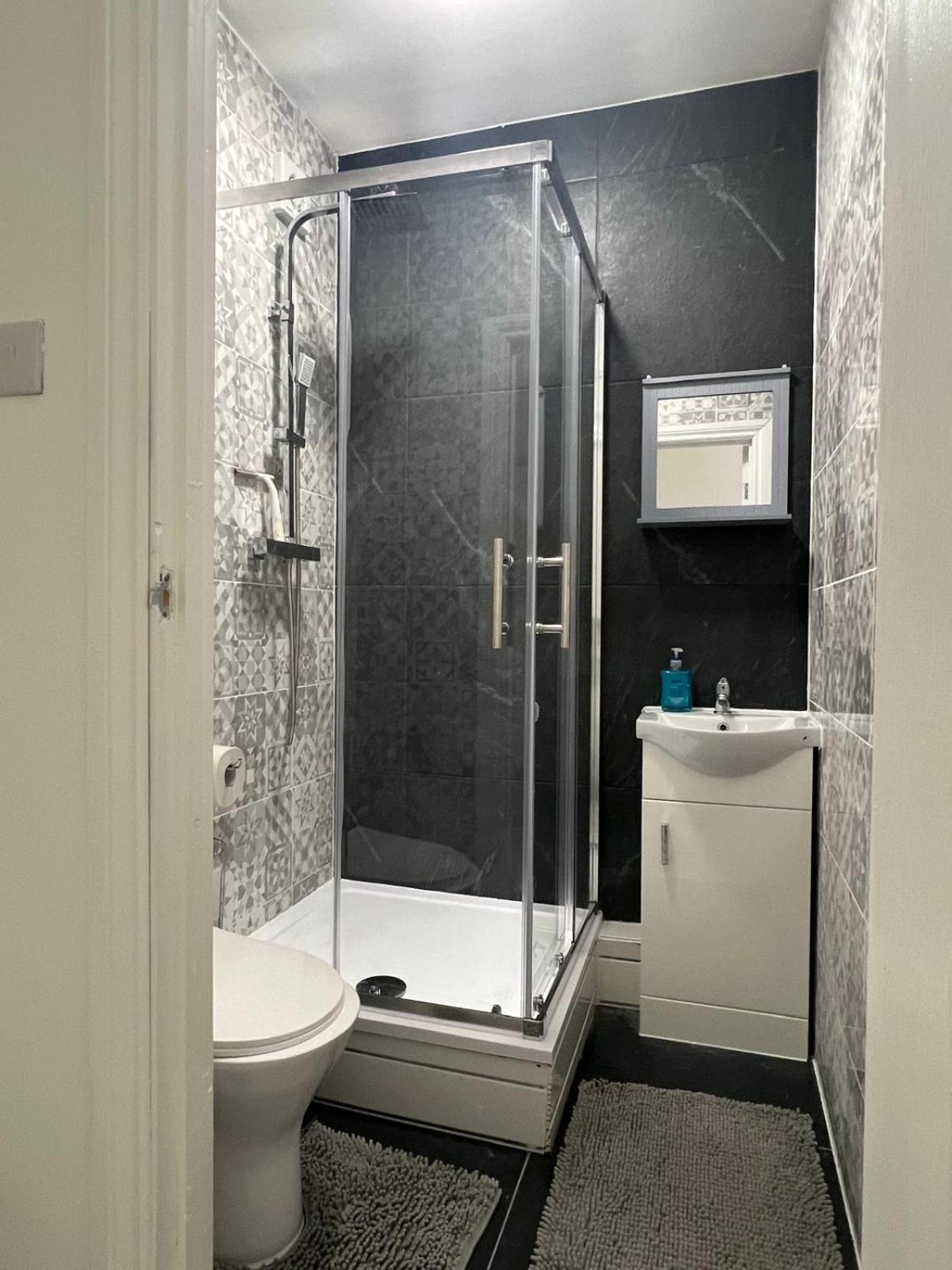 Starlet Stepney Appartement Londen Buitenkant foto