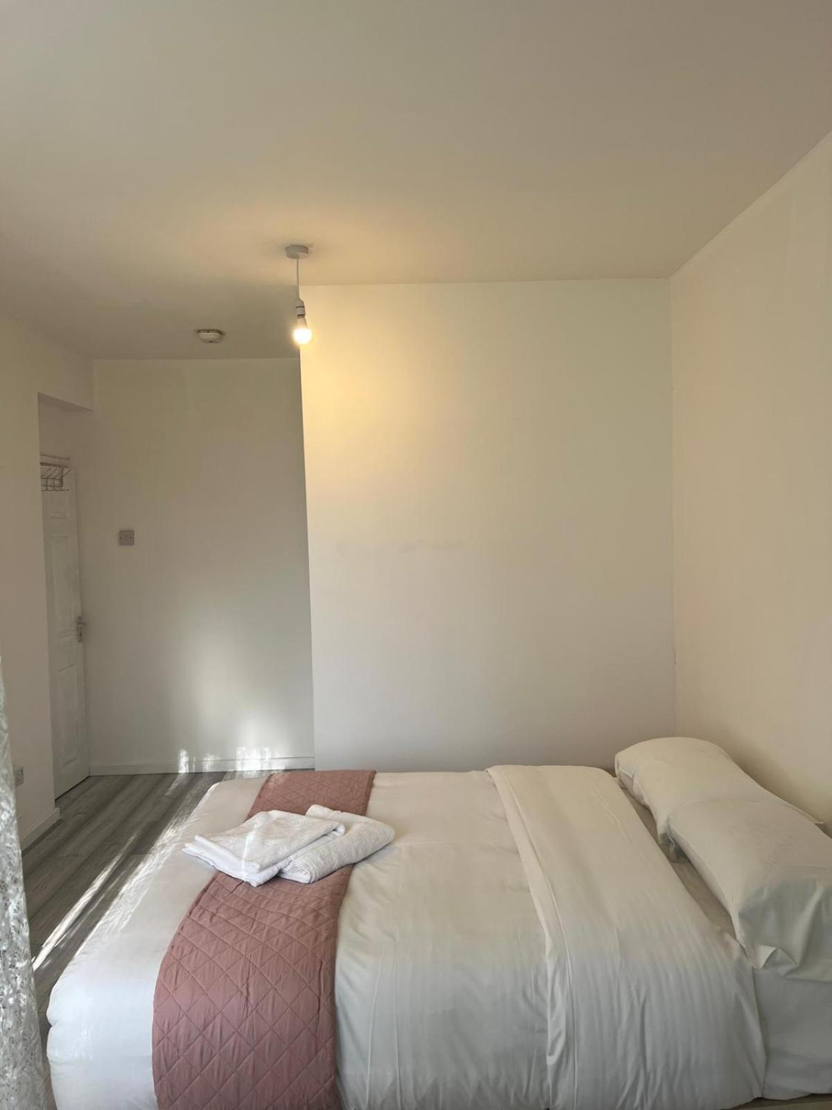 Starlet Stepney Appartement Londen Buitenkant foto